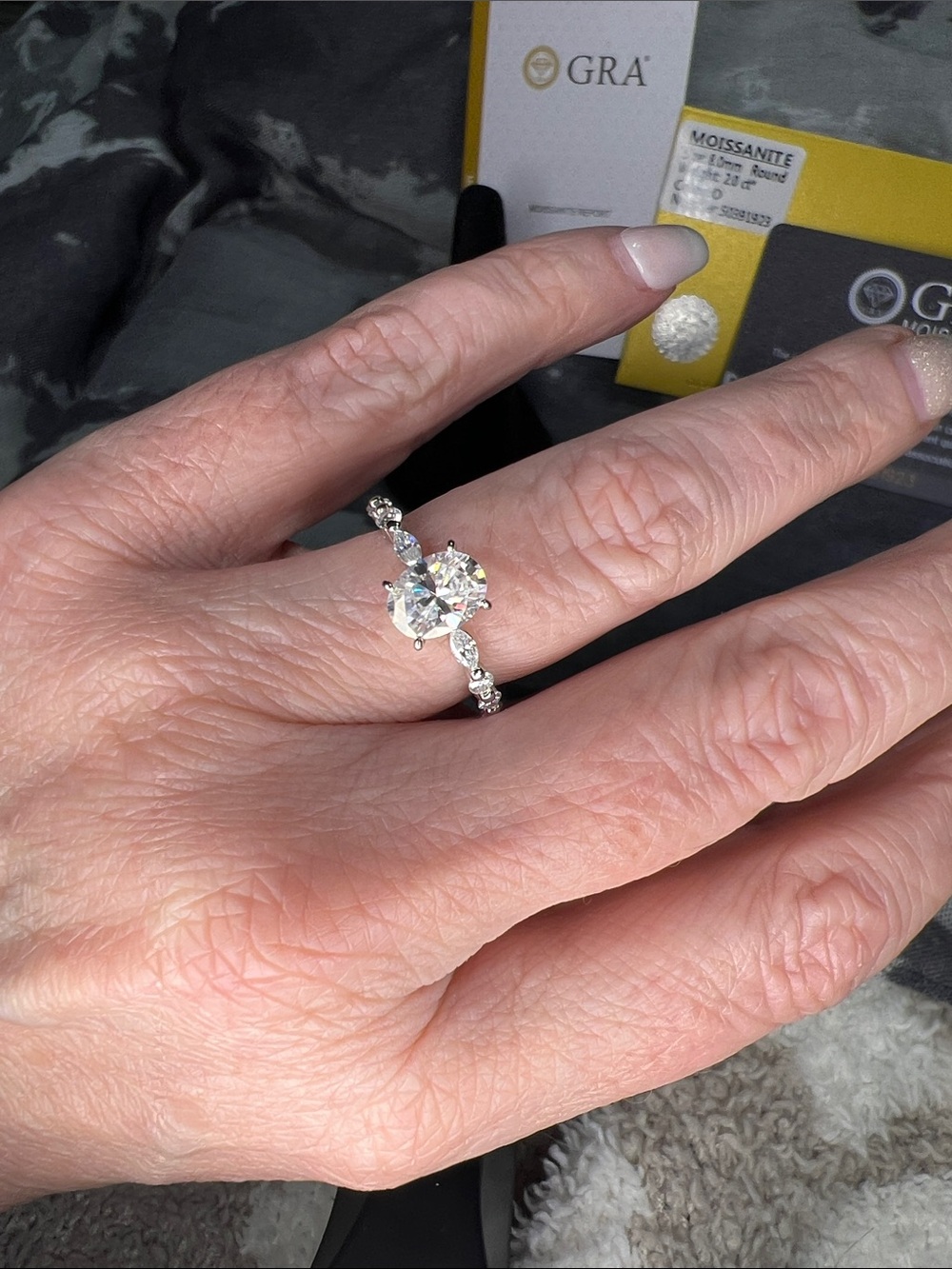 Silver 925 Round Moissanite Engagement Ring - White